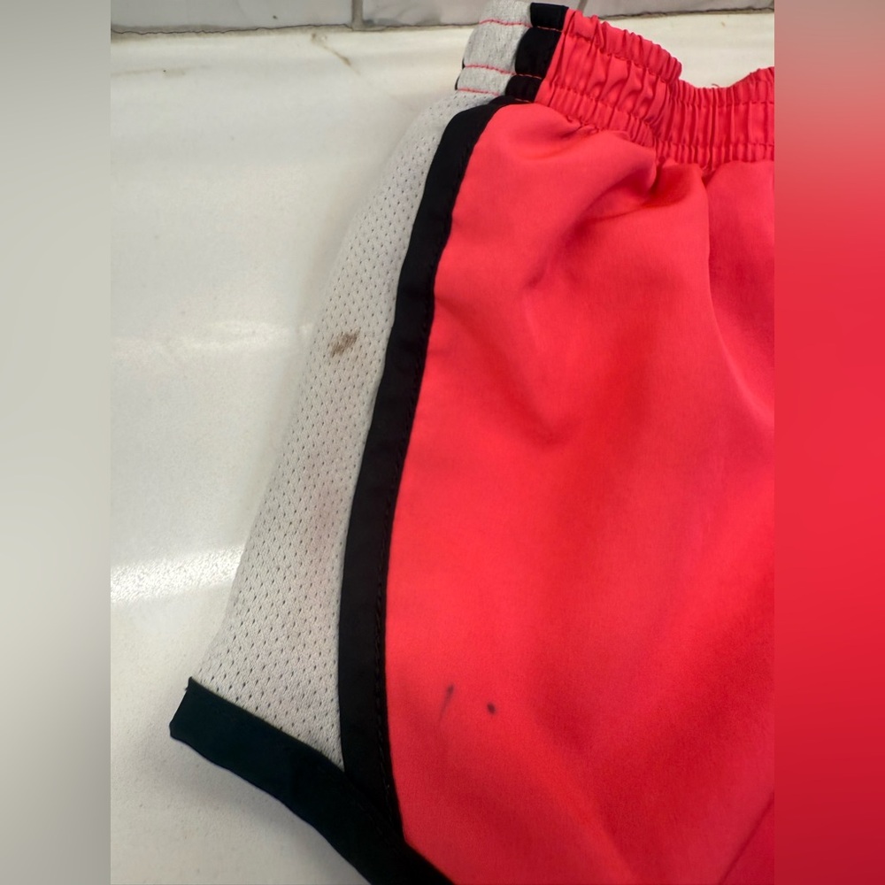 Nike Red Dri-FIT Apparel - Picture 10 of 16